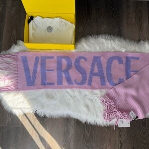 NWT Versace Intarsia Chunky Pink Light Purple Knit Wool Fringe Scarf MyTheresa